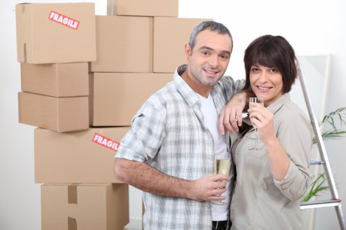 Packing and loading service for household belongings in France